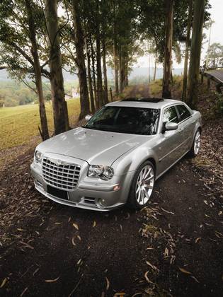 CHRYSLER 300 C 6.1 SRT8 HEMI SEDAN V8 16V GASOLINA 4P AUTOMÁTICO